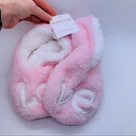 NWT Malibu Luxxe Slippers LOVE size S/M - Picture 5 of 6